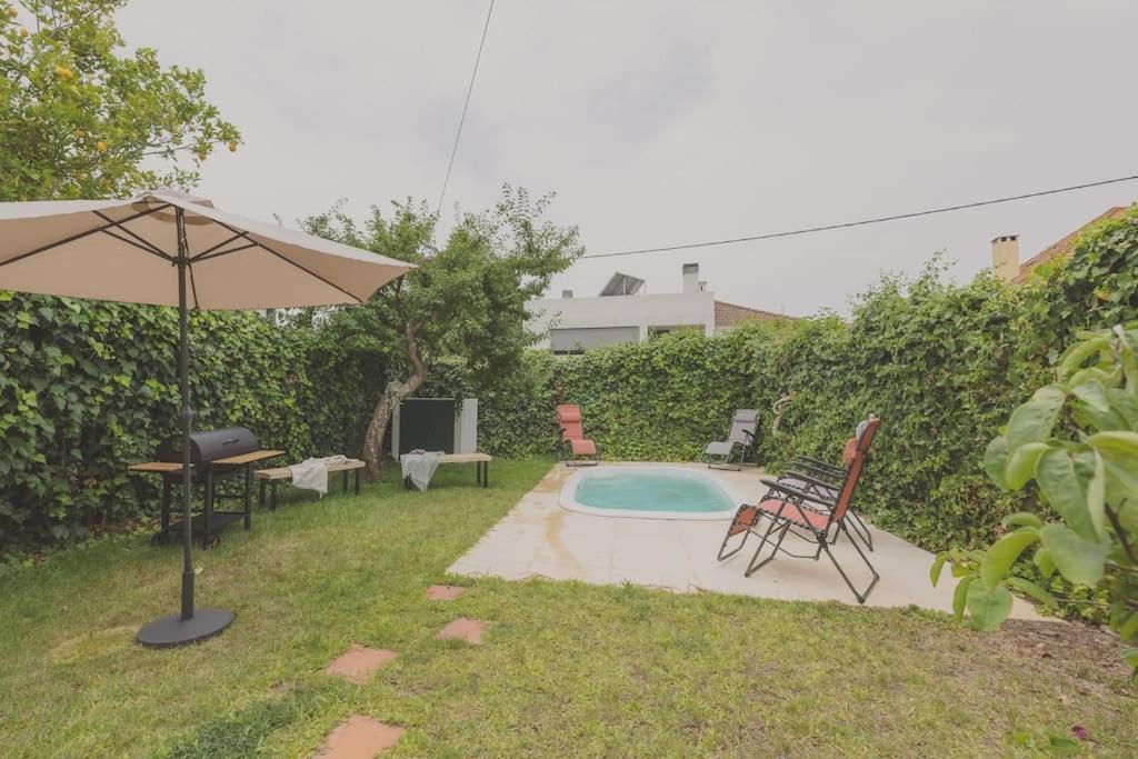 Casa de férias The With Pool *